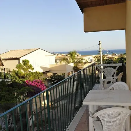 Ξενοδοχείο με διαμερίσματα Solemare Donnalucata (Sicily)